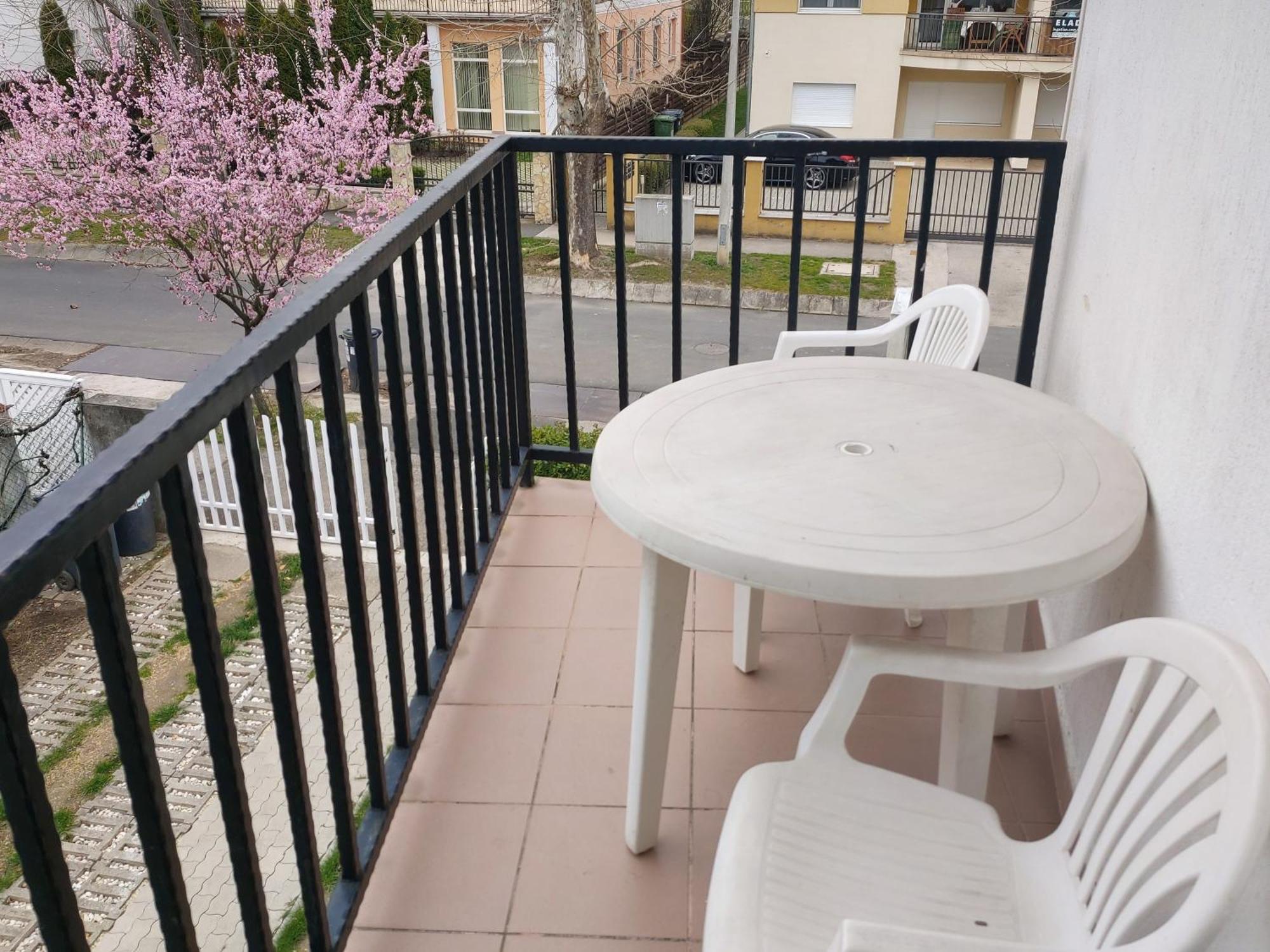 Ilona Apartmanház Siófok Esterno foto