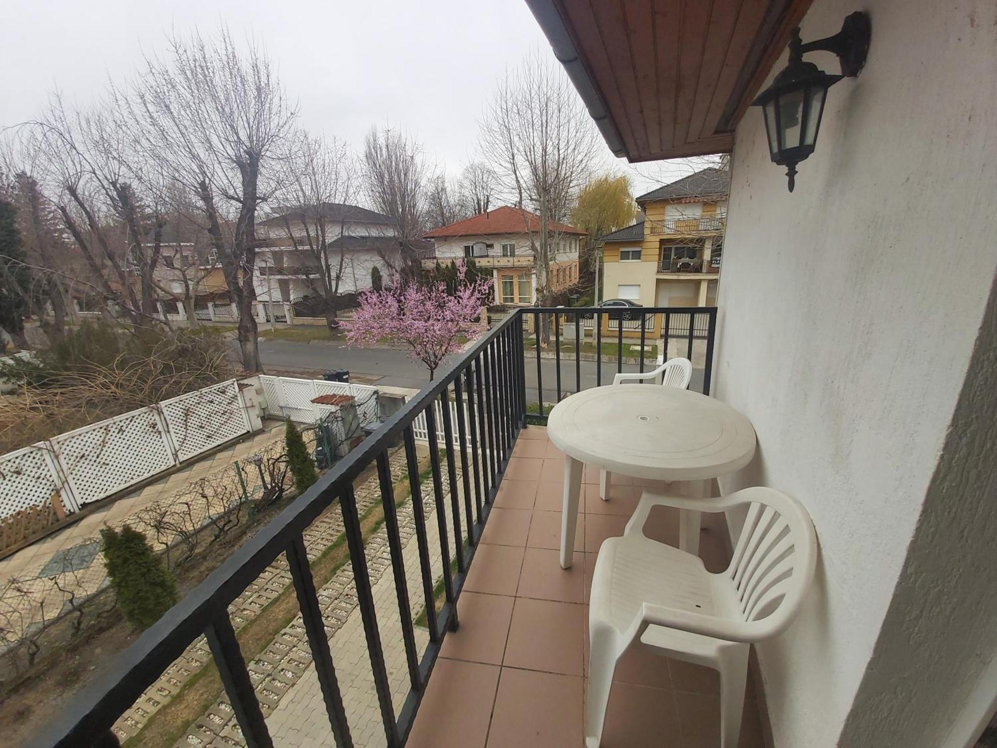 Ilona Apartmanház Siófok Esterno foto