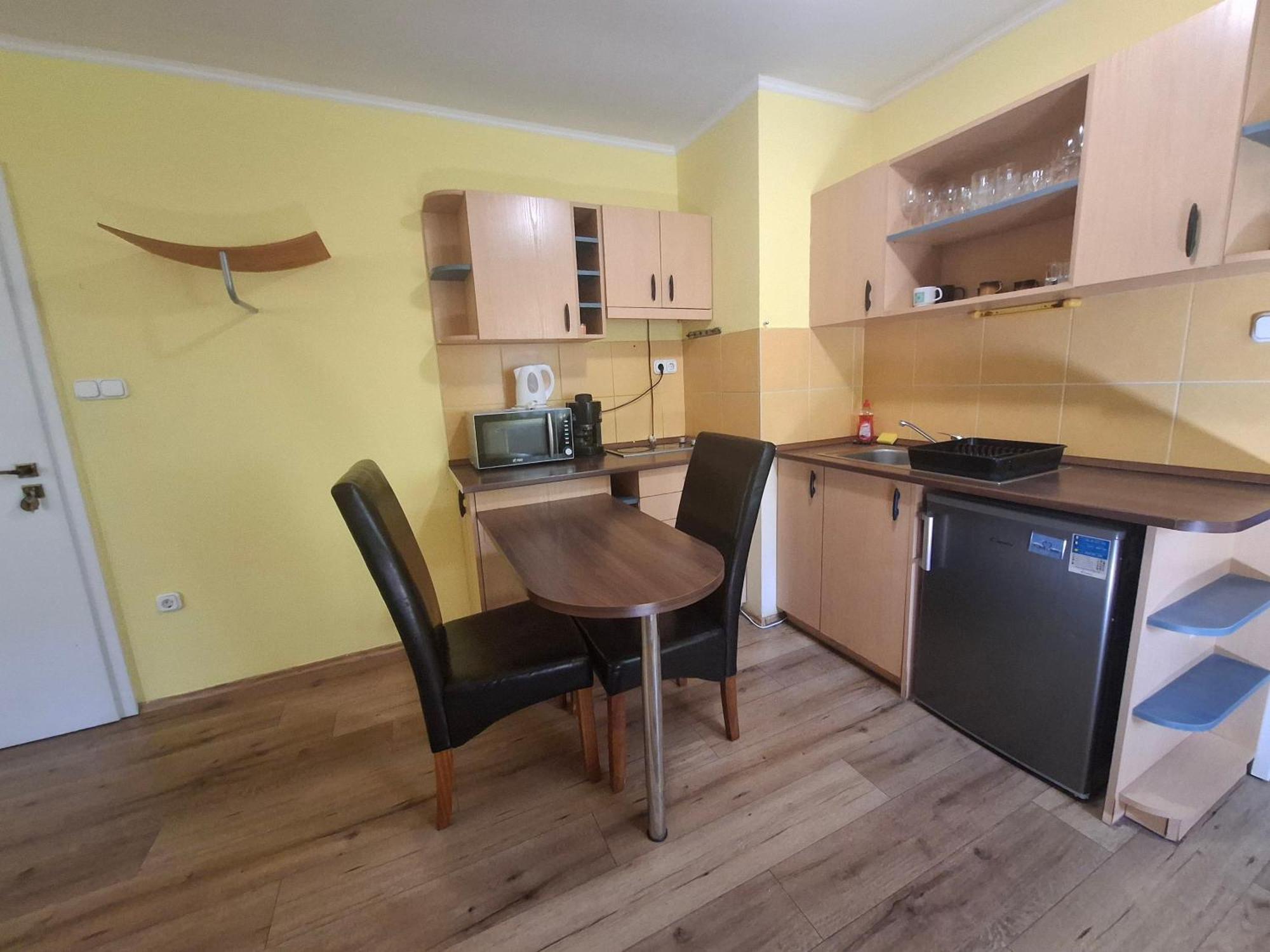 Ilona Apartmanház Siófok Esterno foto