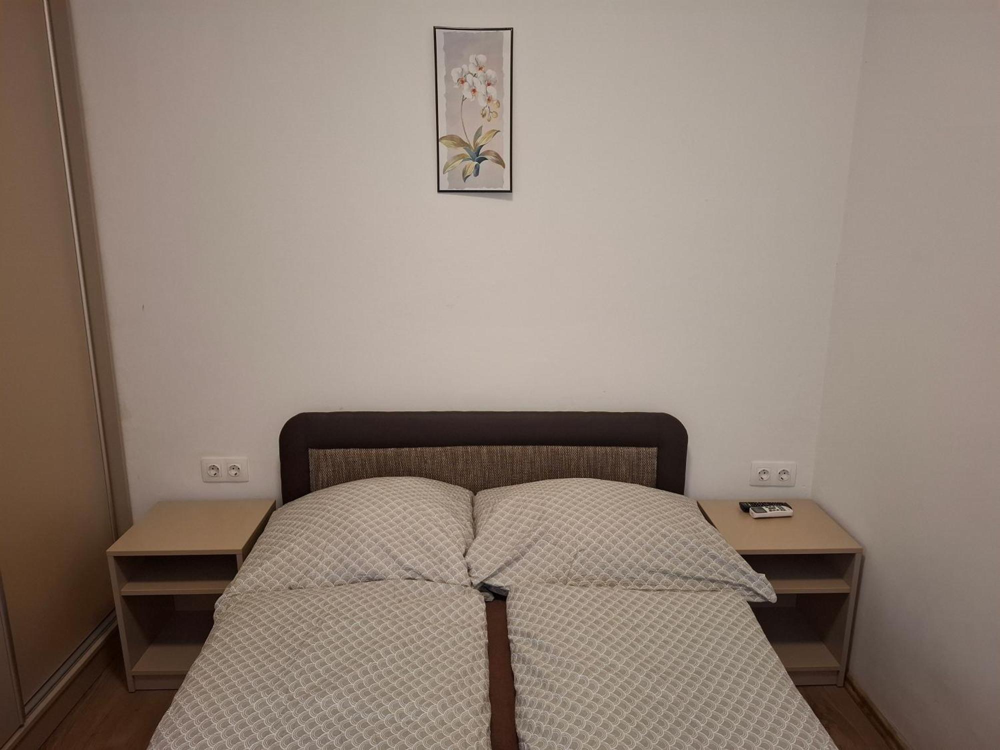 Ilona Apartmanház Siófok Esterno foto