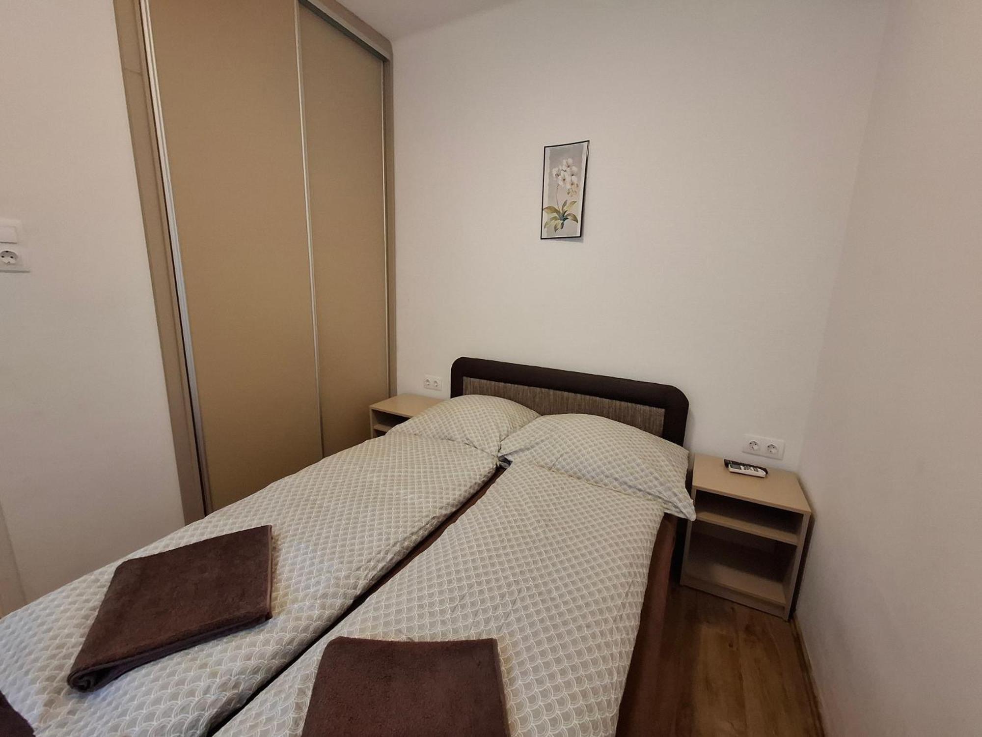 Ilona Apartmanház Siófok Esterno foto