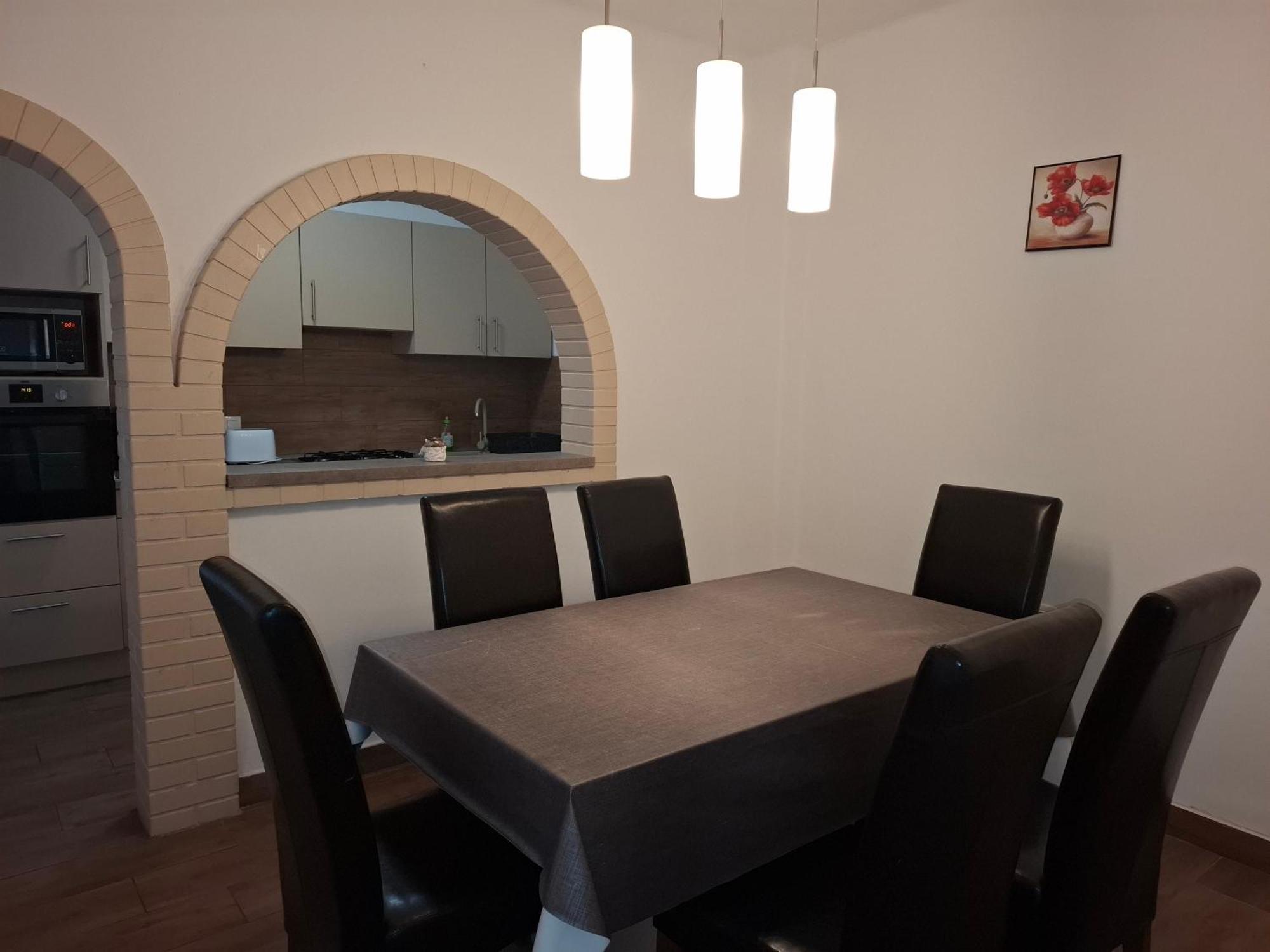 Ilona Apartmanház Siófok Esterno foto