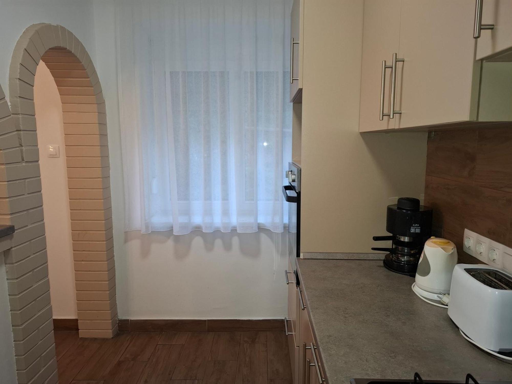 Ilona Apartmanház Siófok Esterno foto