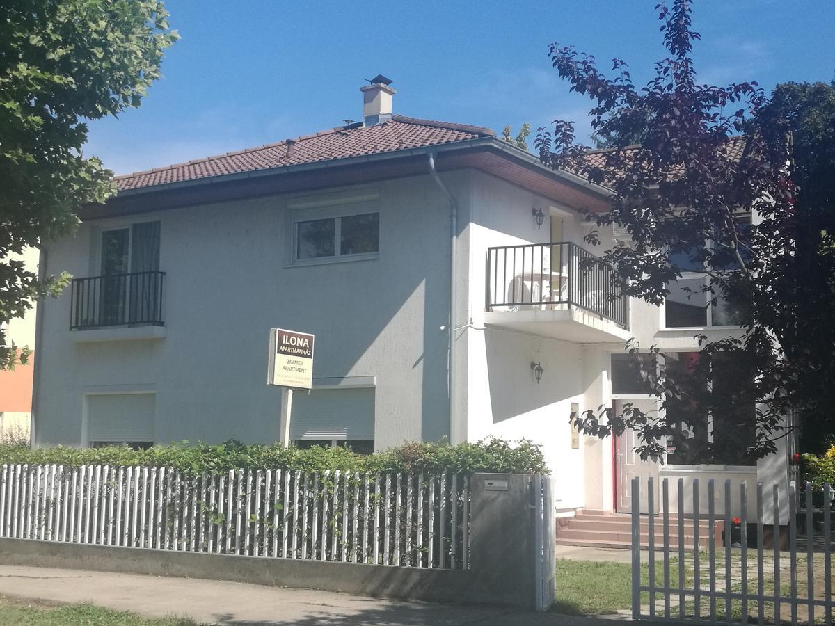 Ilona Apartmanház Siófok Esterno foto